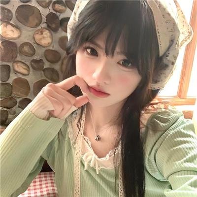 5个吓鬼的少年